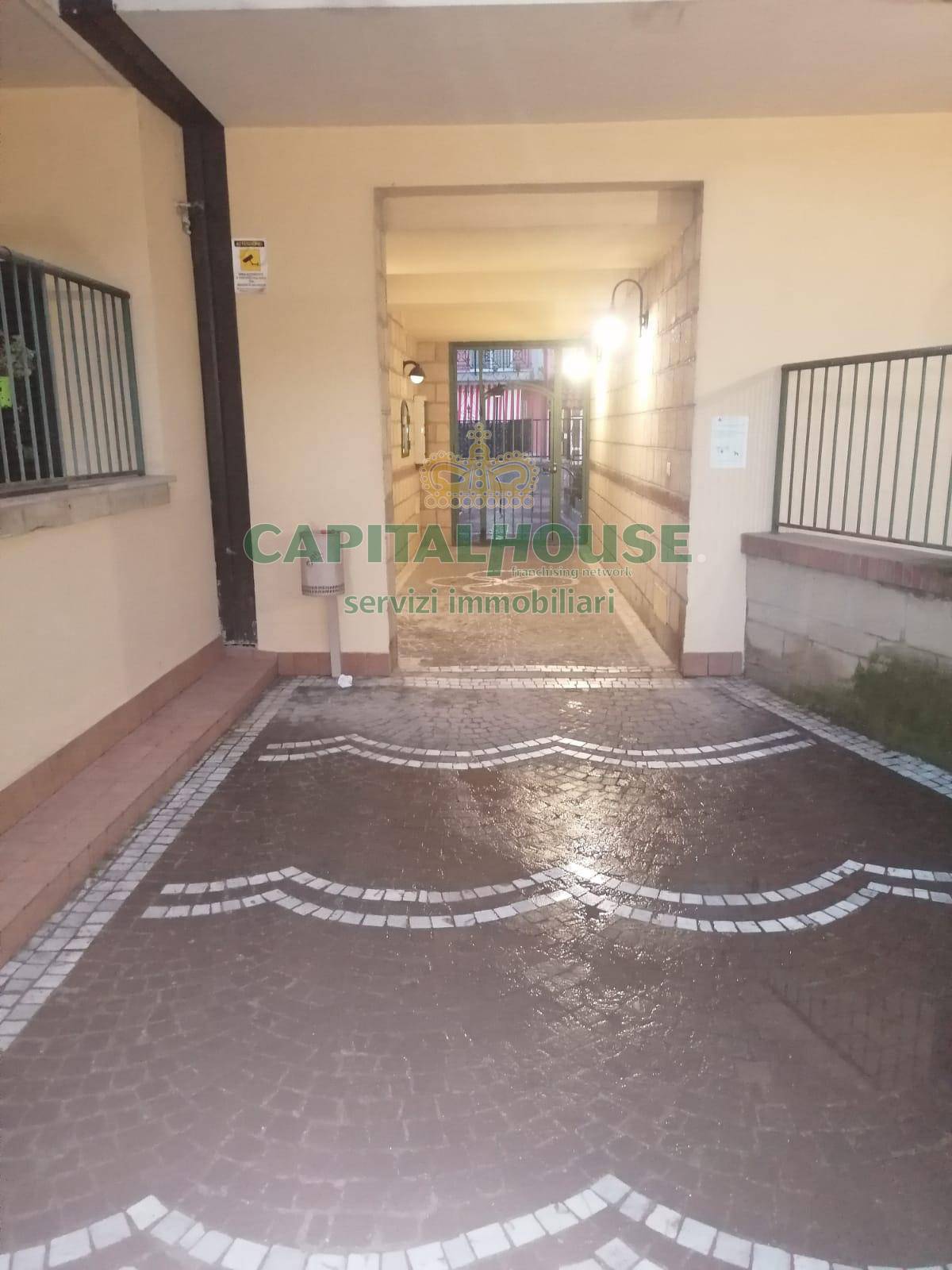 Appartamento in vendita a Caserta, Falciano