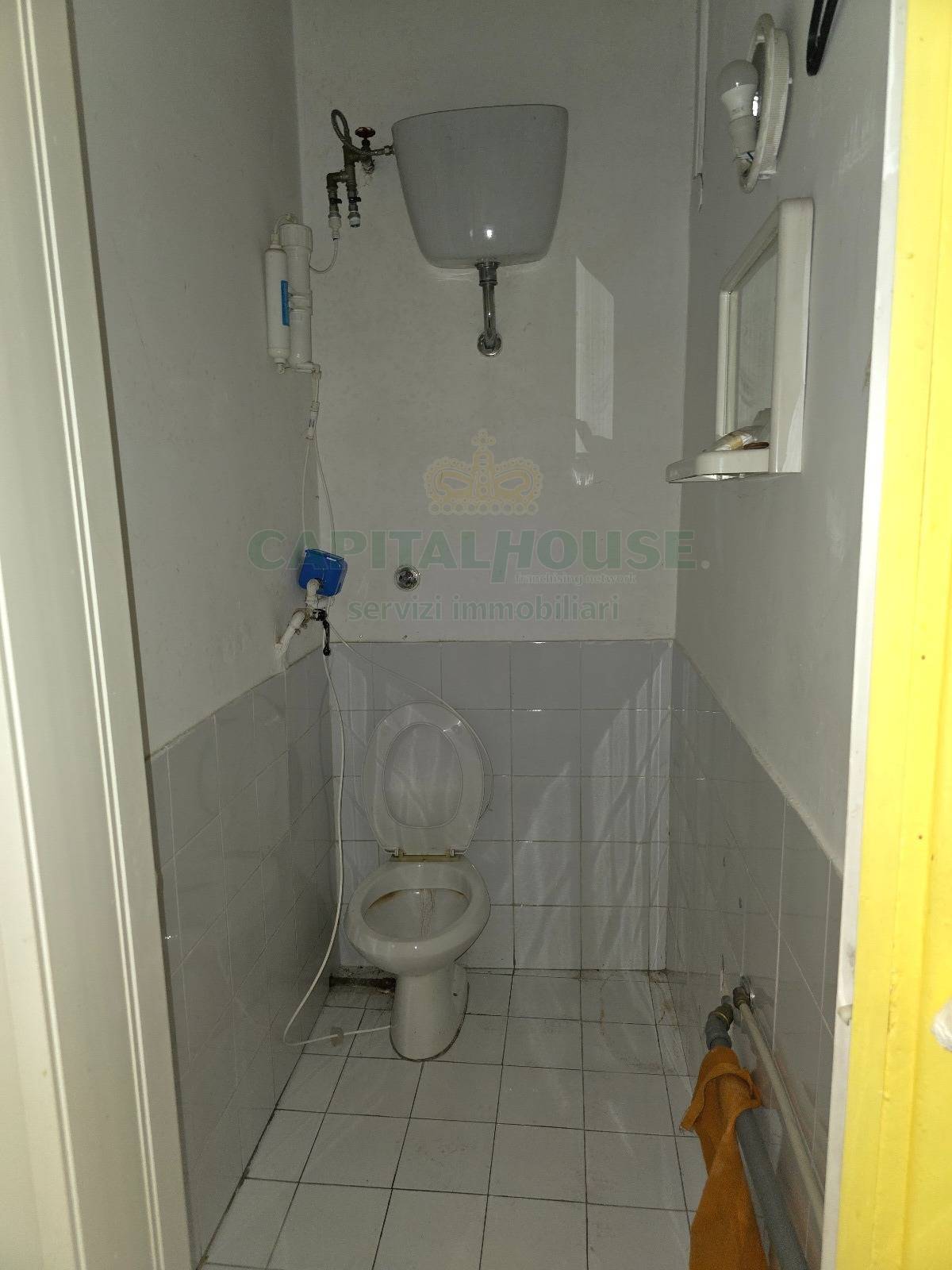 Commerciale in affitto a Caserta, Centro