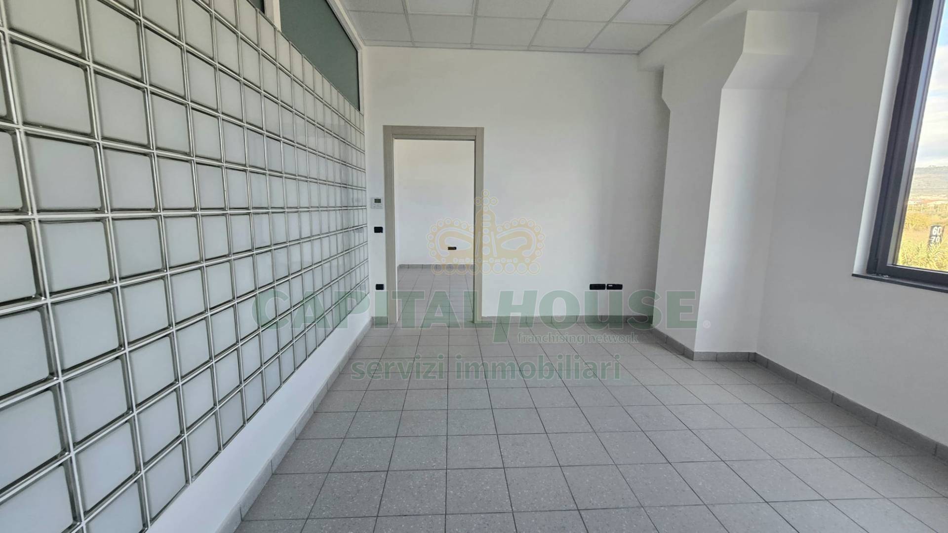 Ufficio in affitto a Caserta, Lincoln