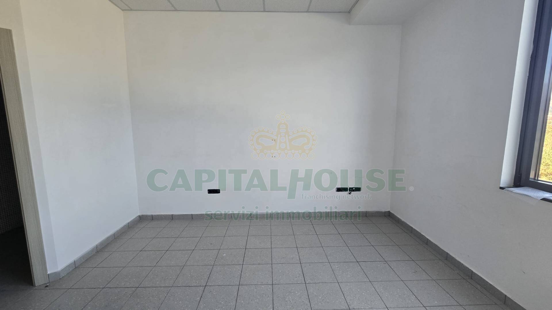 Ufficio in affitto a Caserta, Lincoln