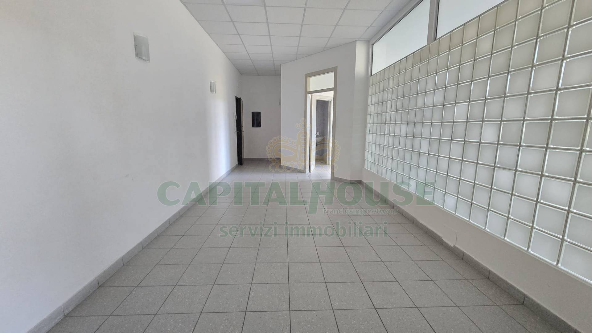 Ufficio in affitto a Caserta, Lincoln