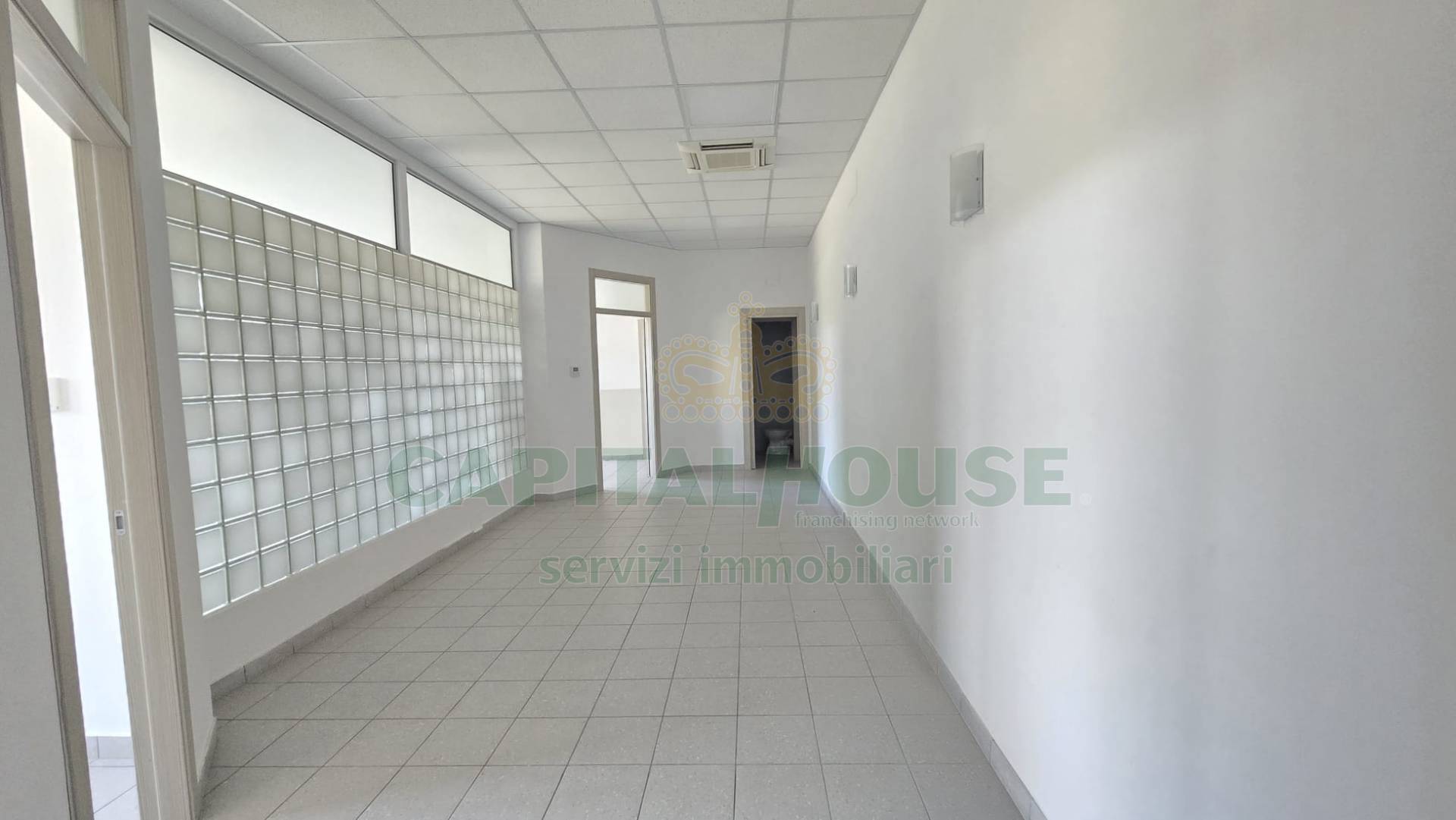 Ufficio in affitto a Caserta, Lincoln