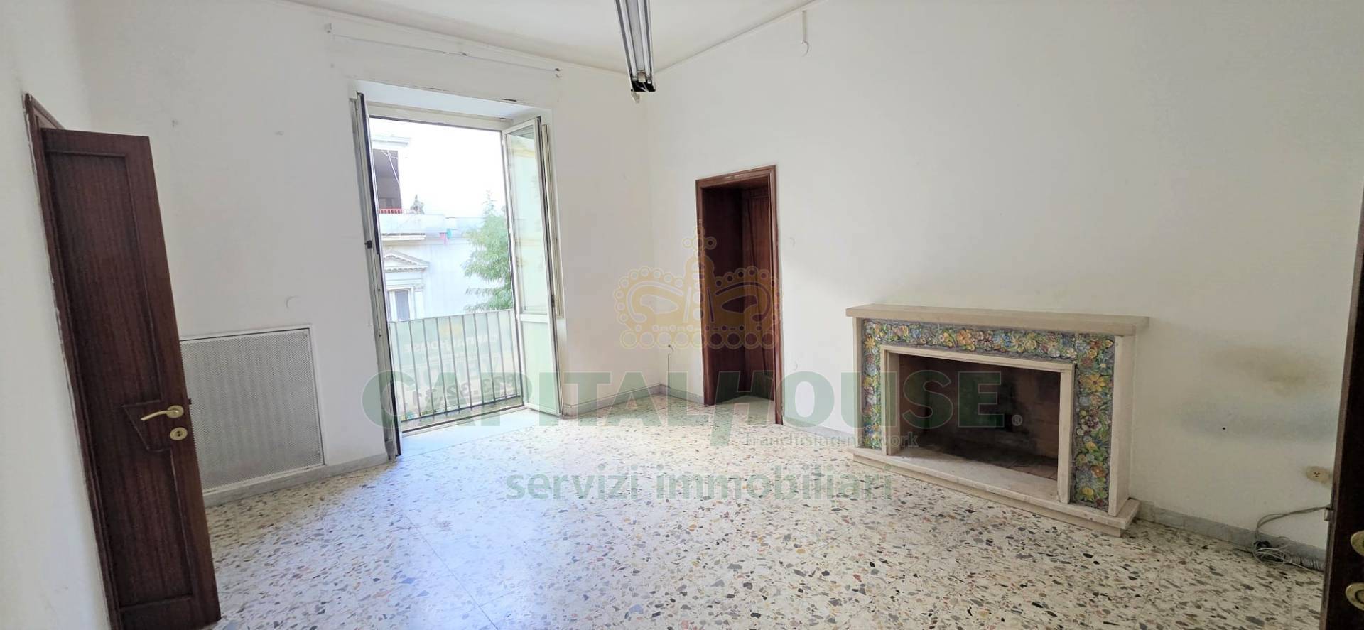 Appartamento in vendita a Caserta, Centro