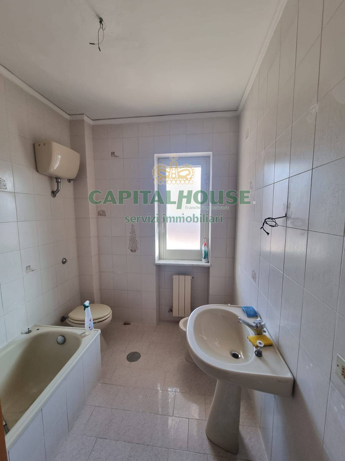 Appartamento in affitto a Caserta, Falciano