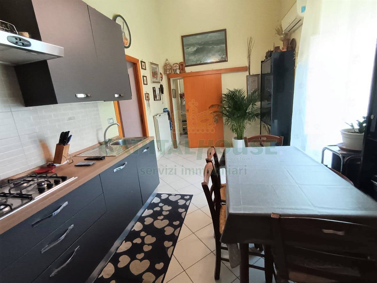 Appartamento in vendita a Caserta, Centro