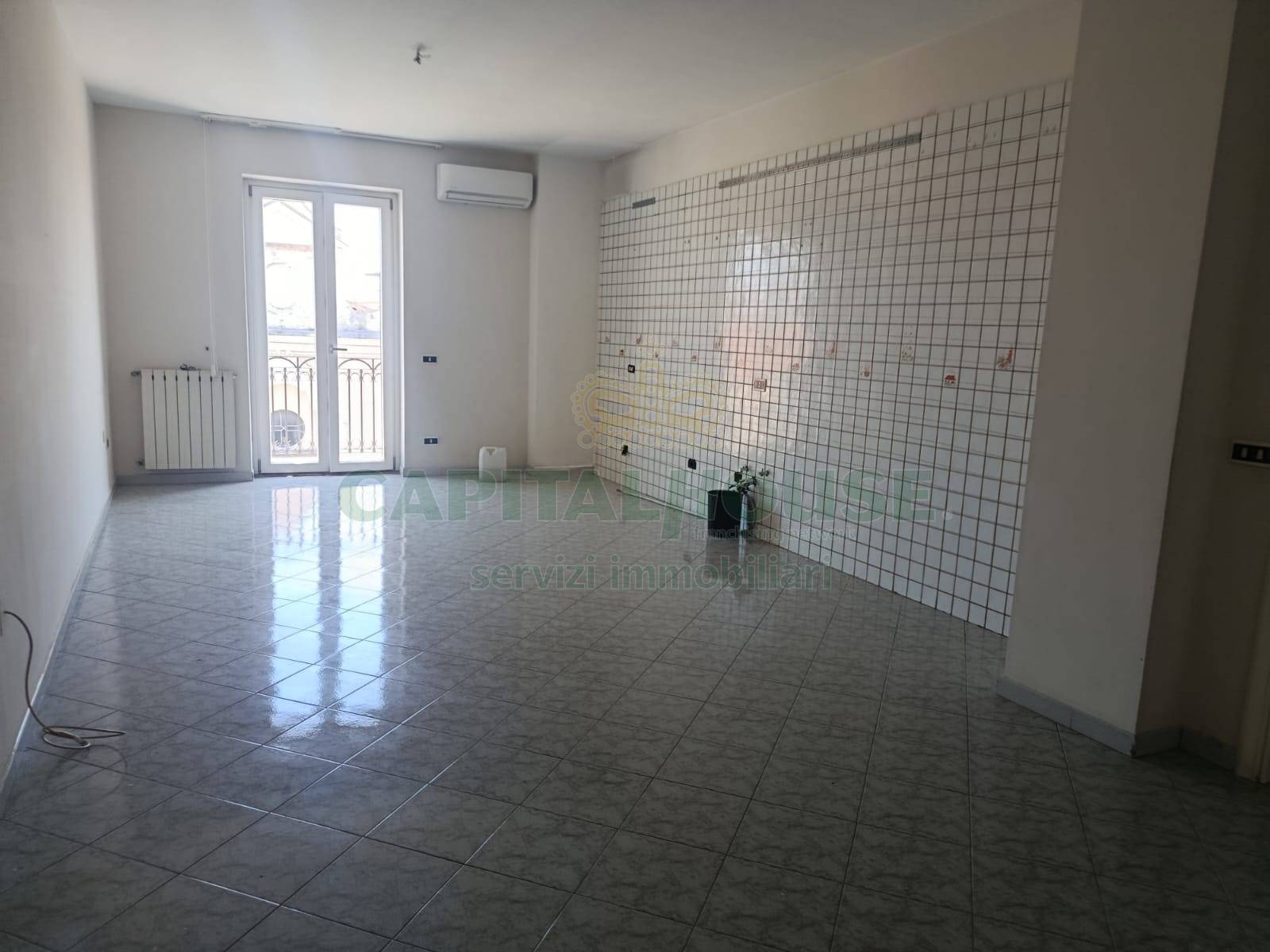 Appartamento in affitto a Marcianise, Castel Loriano