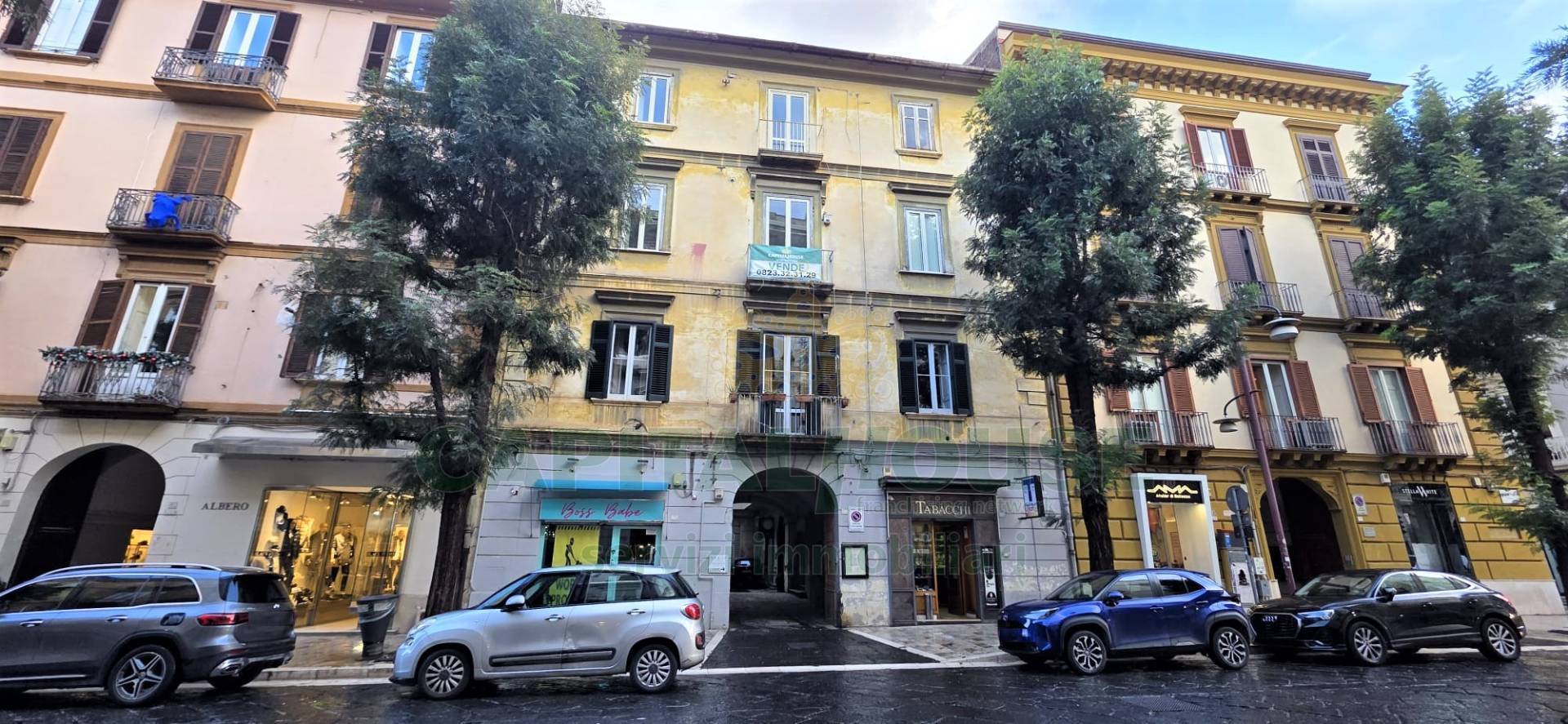 Appartamento in vendita a Caserta, Centro