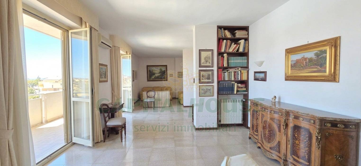 Appartamento in vendita a Caserta, Centro