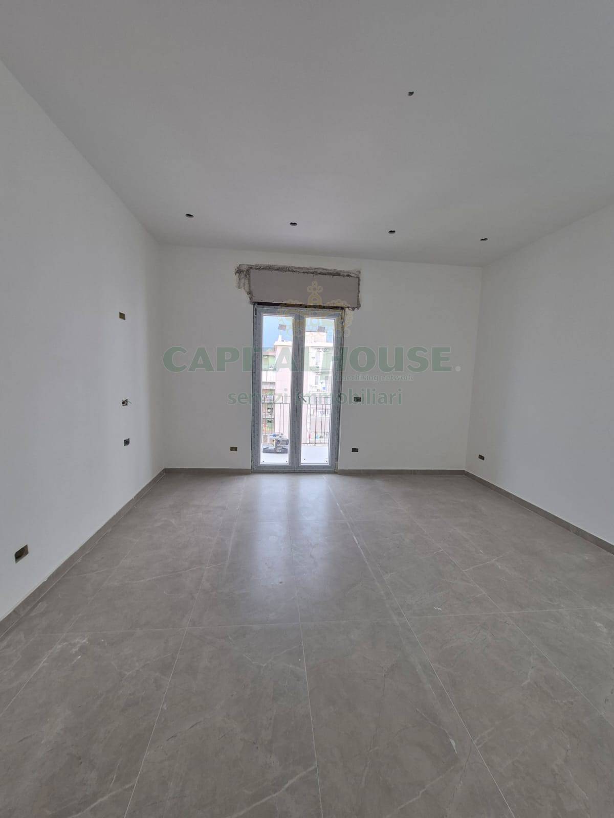 Appartamento in affitto a Caserta, Lincoln