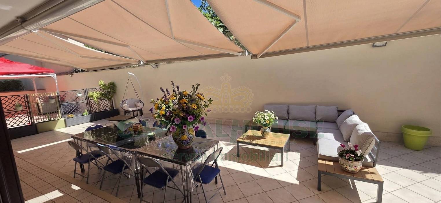 Appartamento in vendita a Caserta, Centro