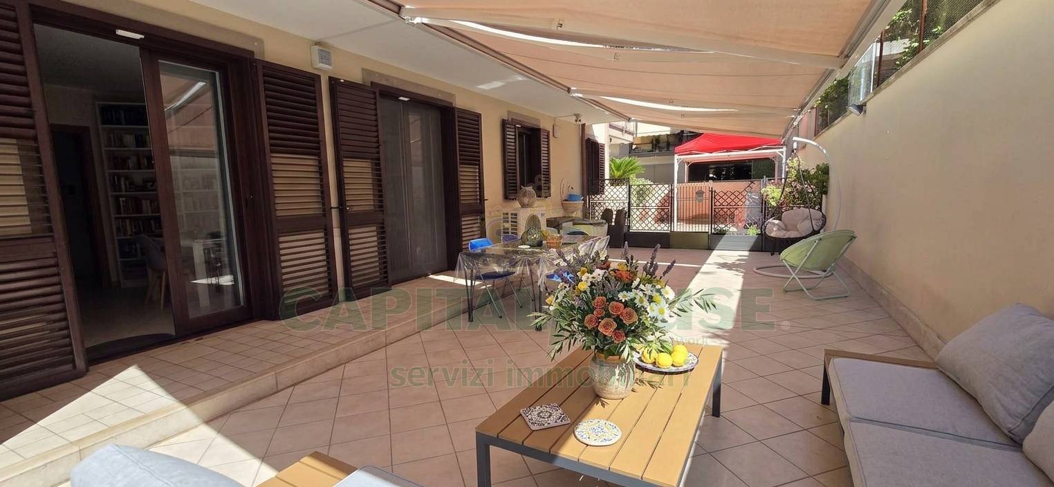 Appartamento in vendita a Caserta, Centro