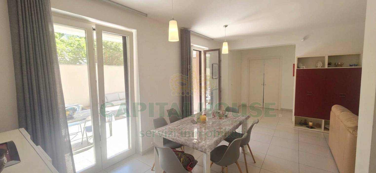 Appartamento in vendita a Caserta, Centro