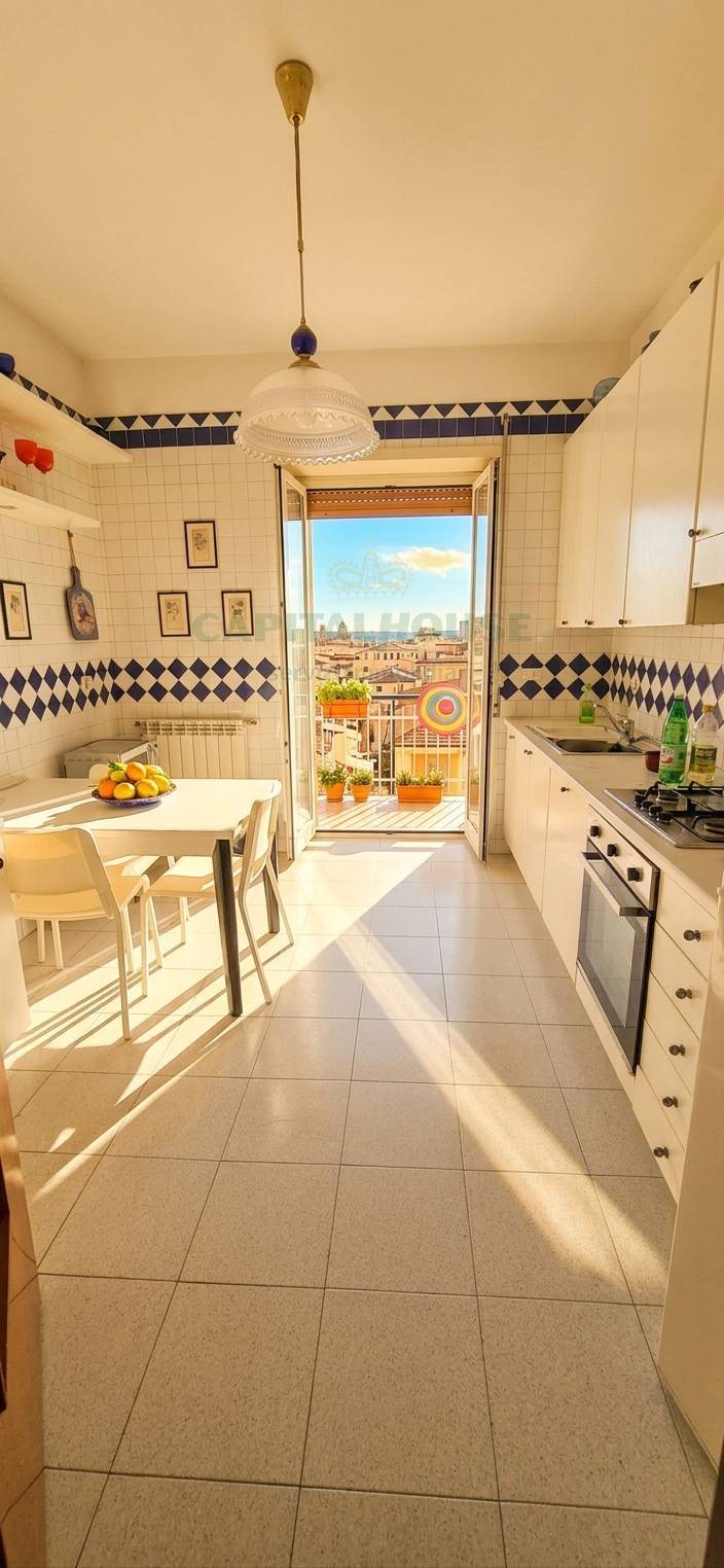 Appartamento in vendita a Caserta, Lincoln
