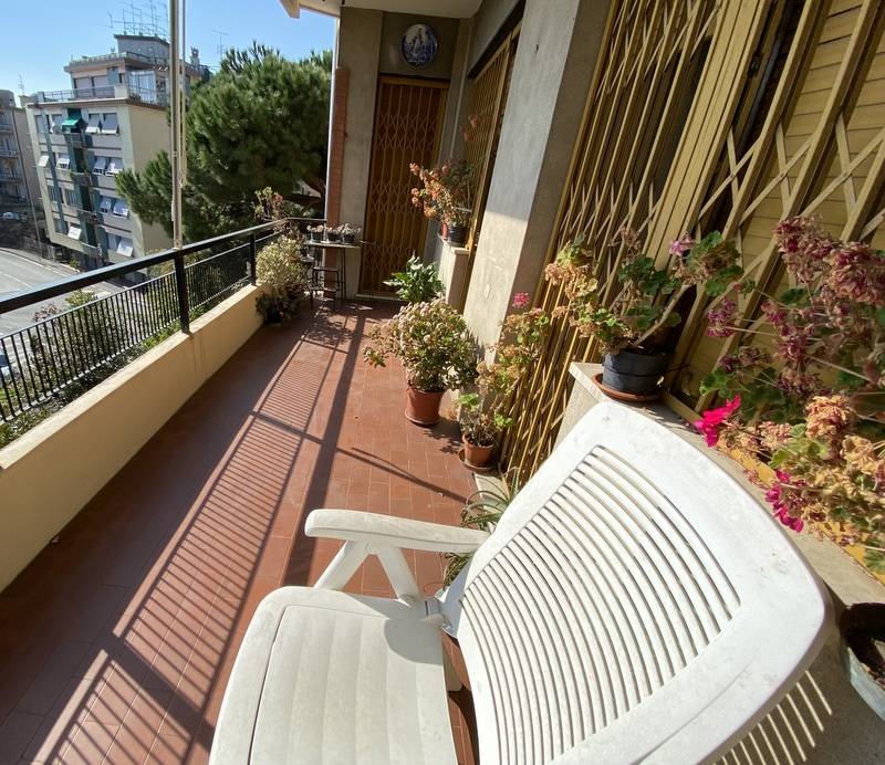 Appartamento con terrazzo, Savona mongrifone