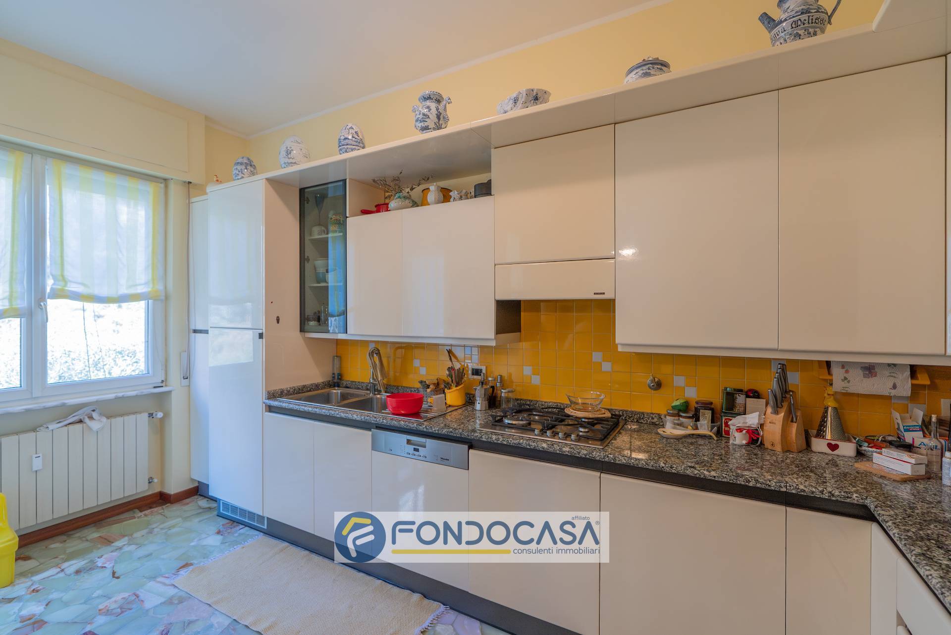 Appartamento in vendita a Savona, Valloria