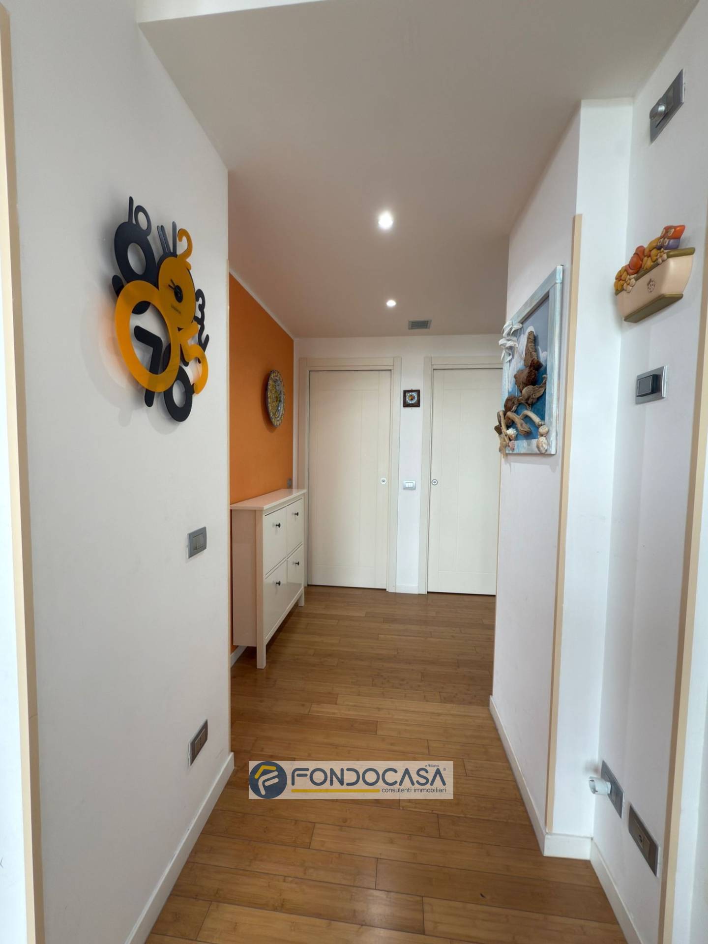 Appartamento in vendita a Savona, Centro Mare