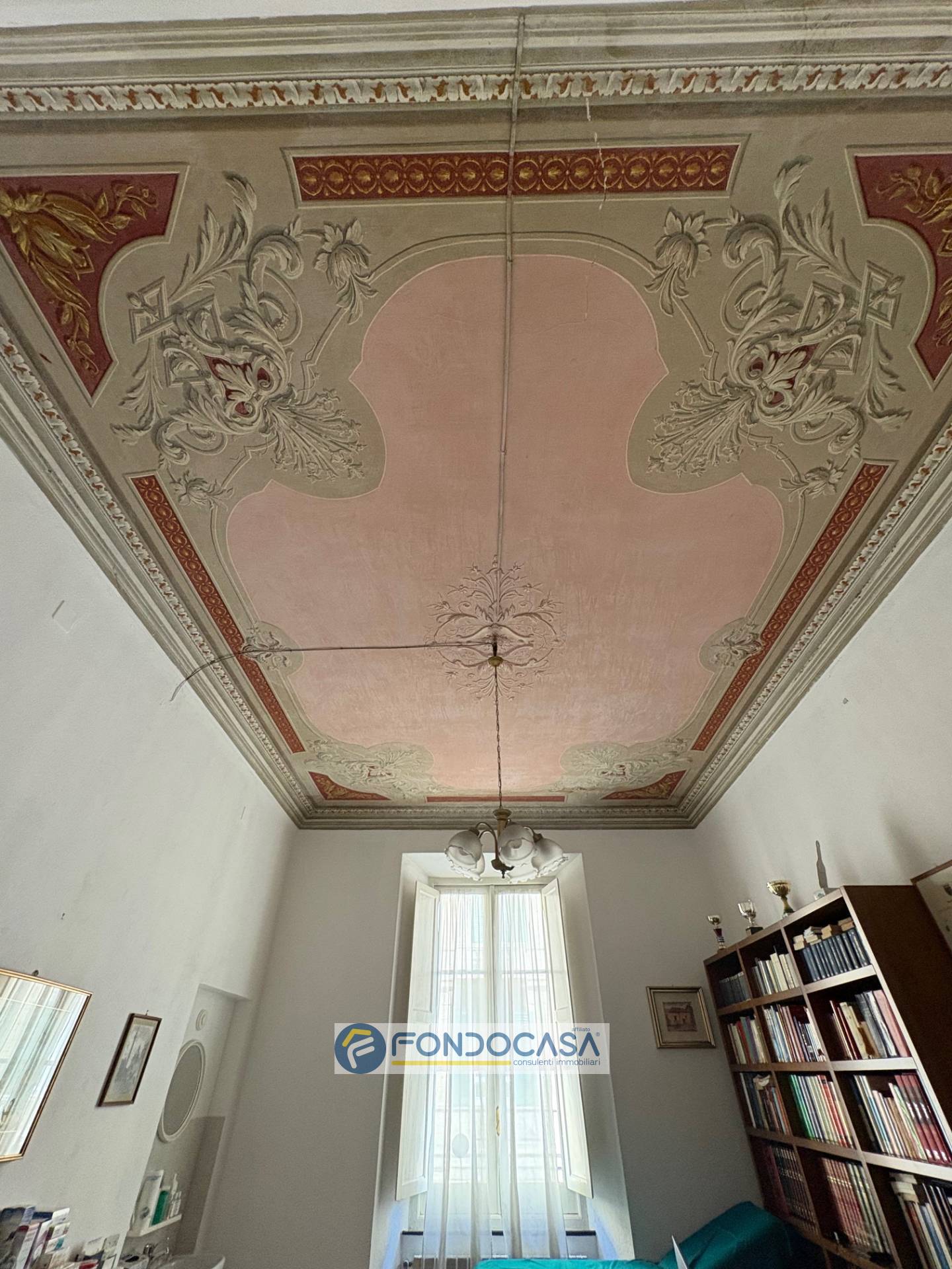 Appartamento in vendita a Savona, Centro