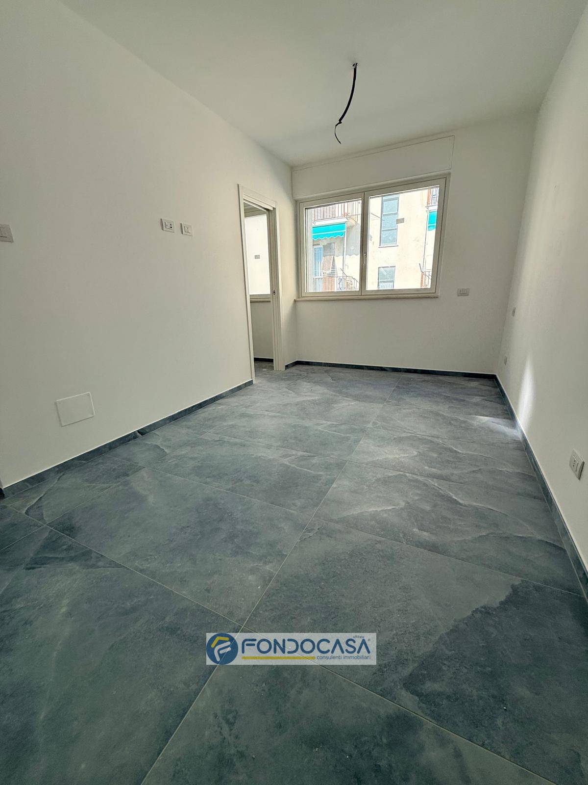 Appartamento in vendita a Savona, Zinola