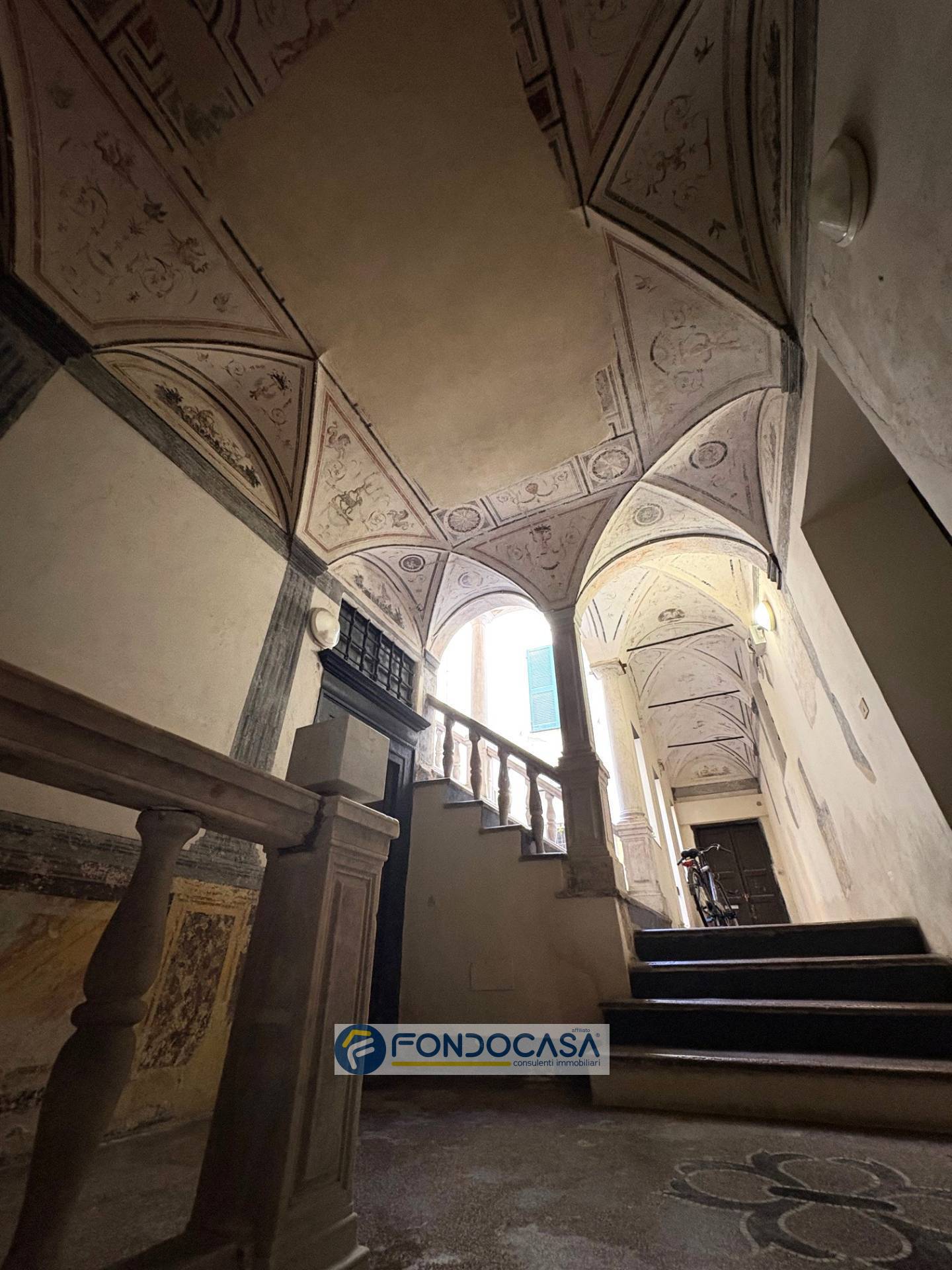 Appartamento in vendita a Savona, Centro