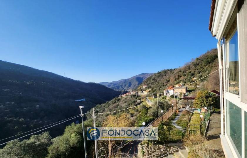 Semindipendente in vendita a Savona, La Rusca