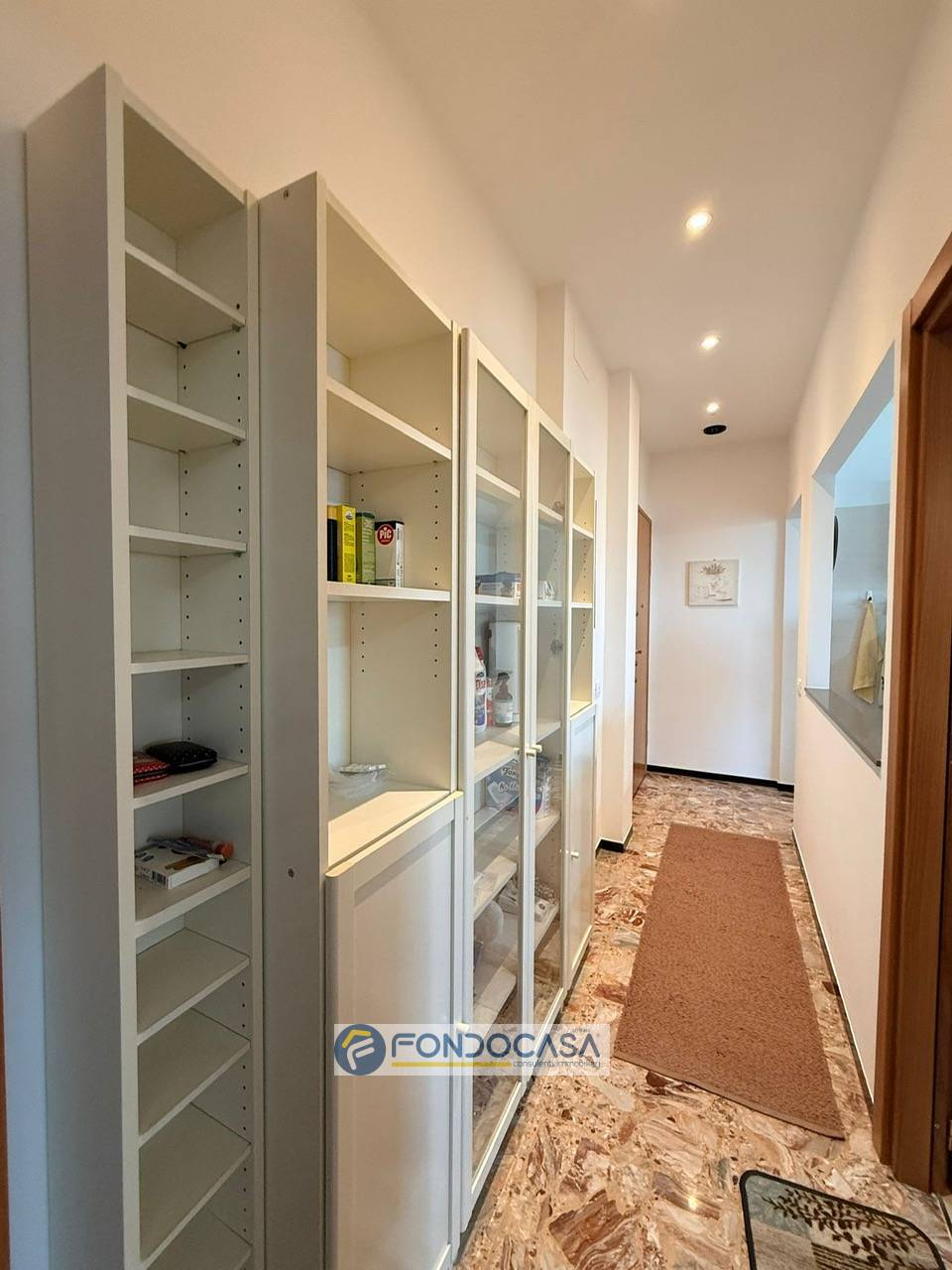 Appartamento in vendita a Savona, Centro