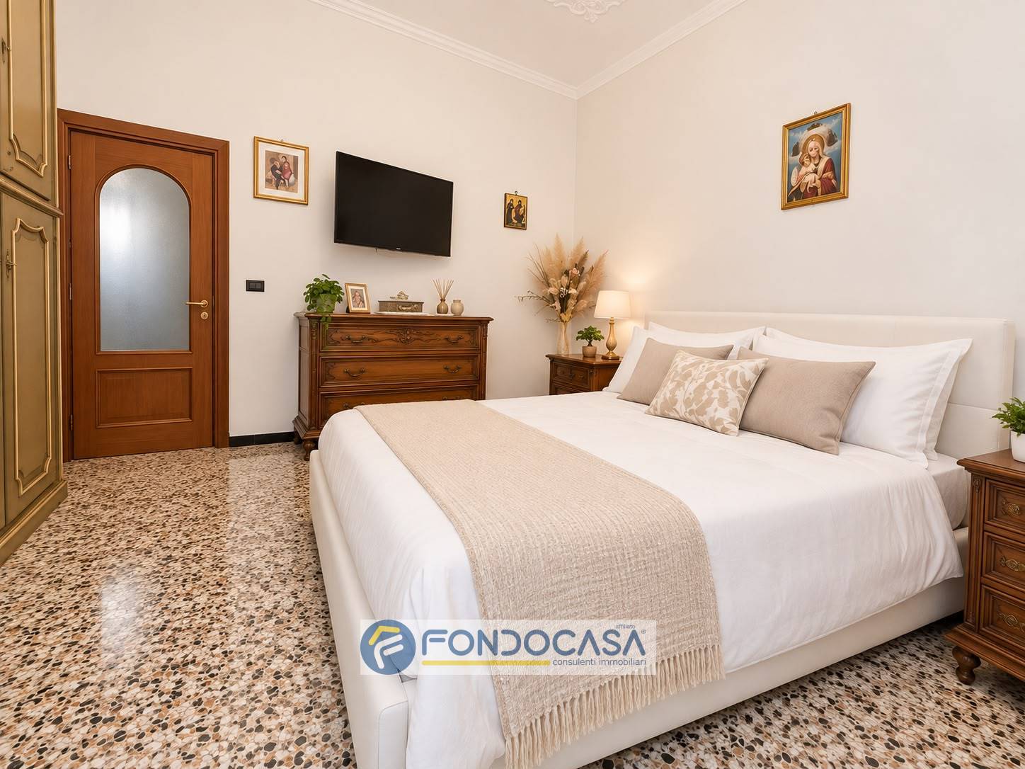 Appartamento in vendita a Savona, Centro