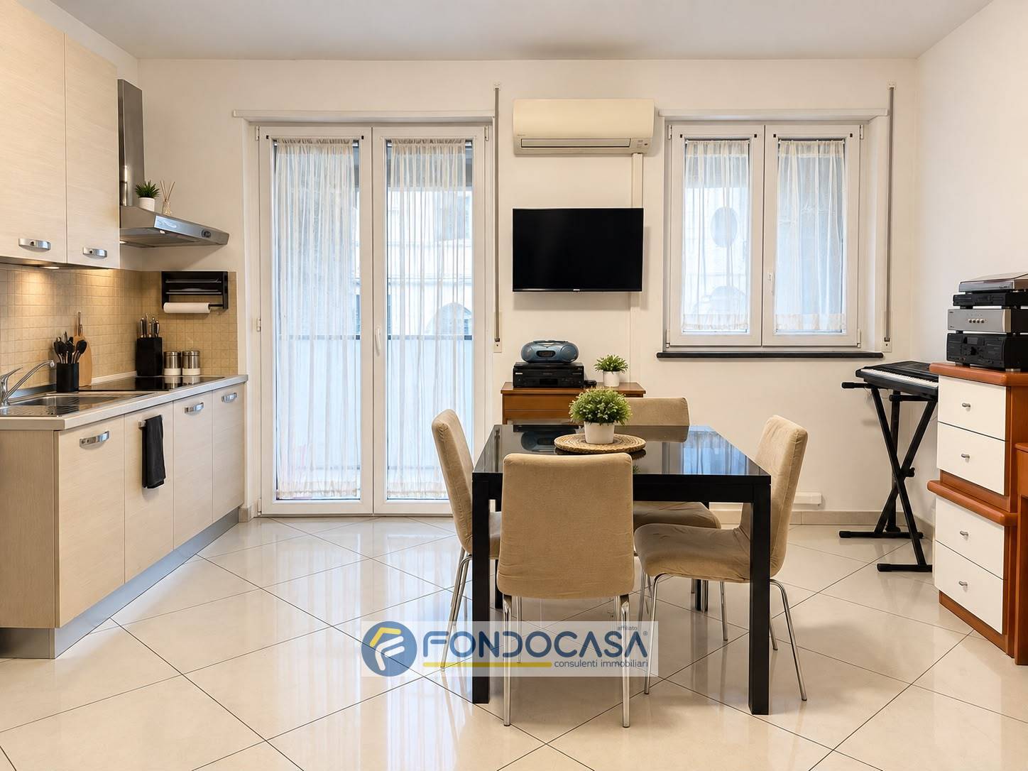 Appartamento in vendita a Savona, Centro Mare