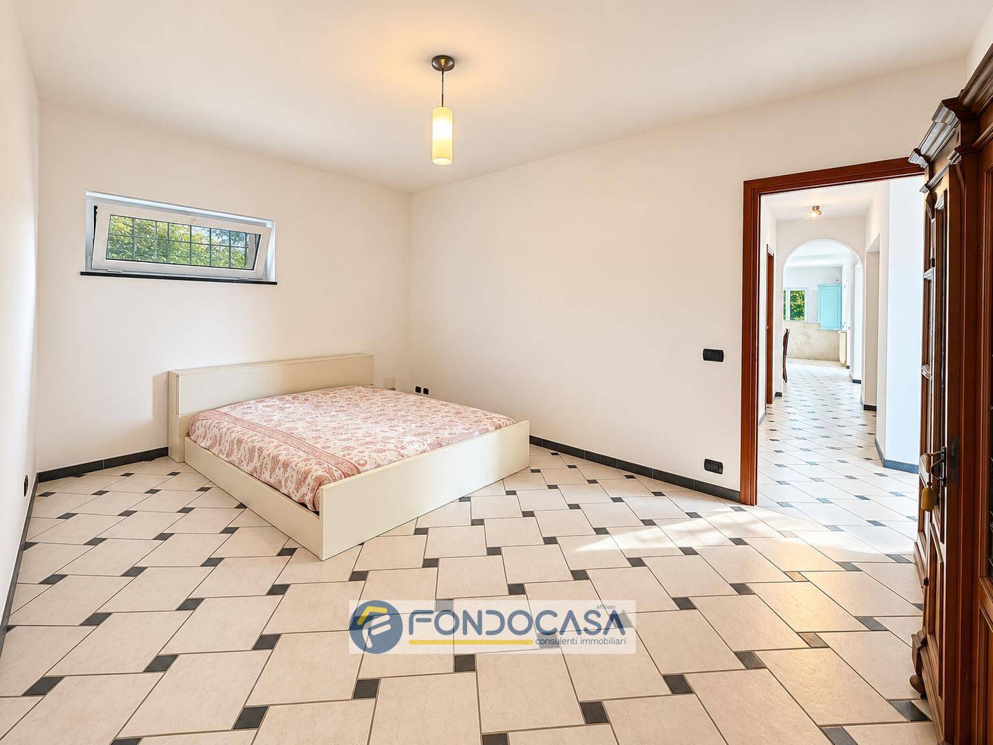 Casa indipendente in vendita a Quiliano, Valleggia
