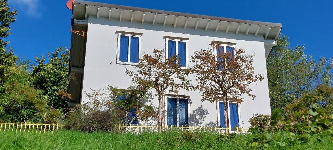 Casa indipendente con giardino a Pistoia