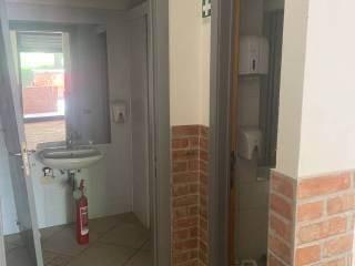 Negozio in vendita a Pistoia