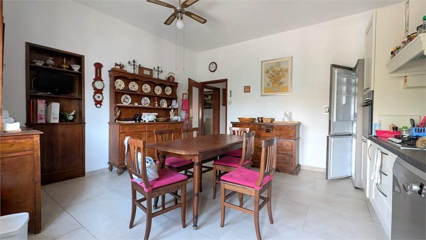 Appartamento con terrazzo a Pistoia