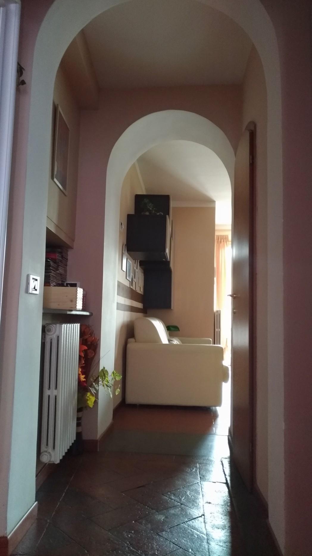 Bilocale arredato in affitto, Pistoia centrale no ztl