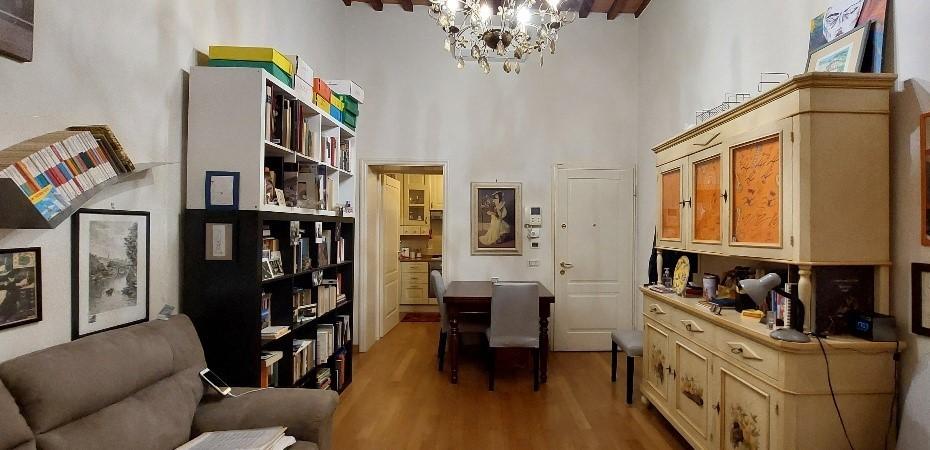 Bilocale arredato in affitto a Pistoia