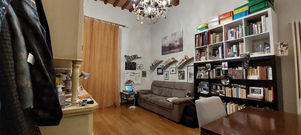 Bilocale arredato in affitto a Pistoia