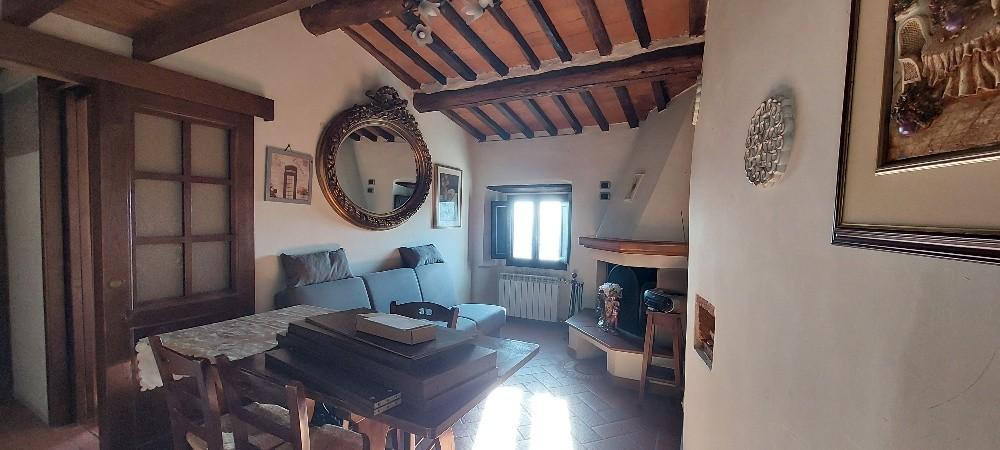 Trilocale arredato in affitto, Pistoia collina pistoiese