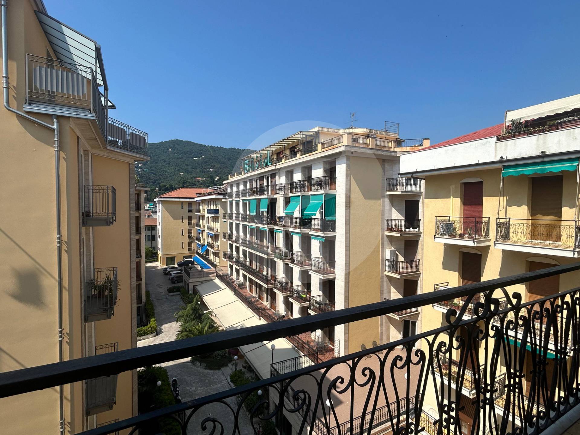 Appartamento in vendita a Alassio