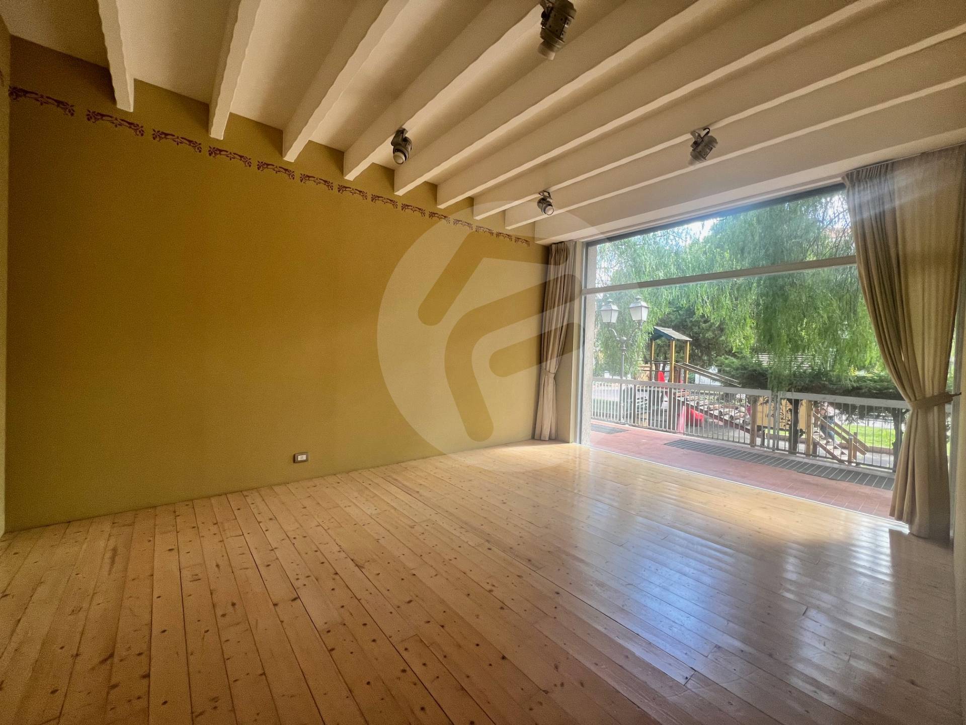 Attivit commerciale in vendita a Alassio