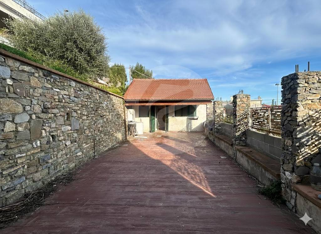 Loft in vendita a Alassio, Moglio