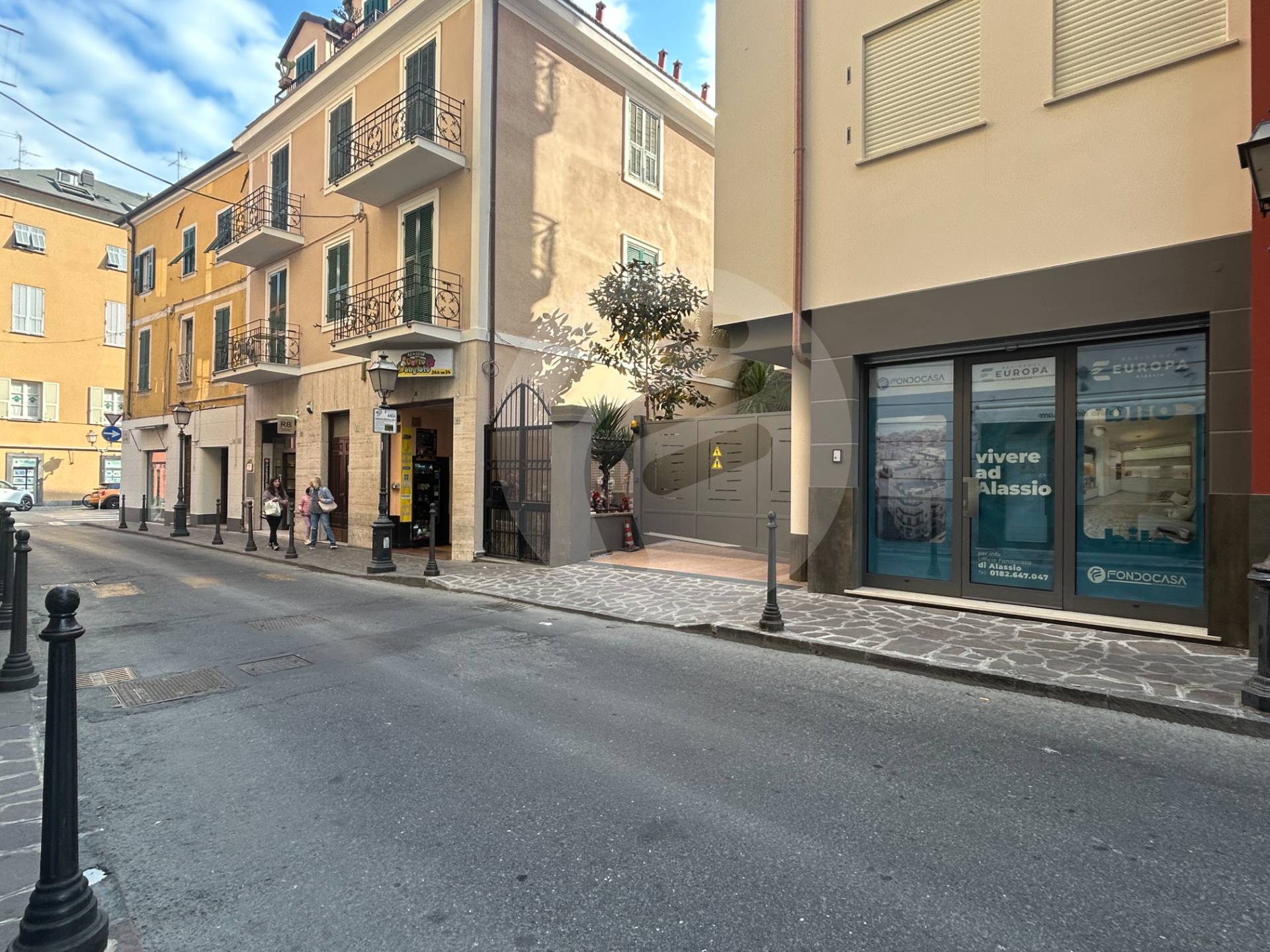 Attivit commerciale in vendita a Alassio