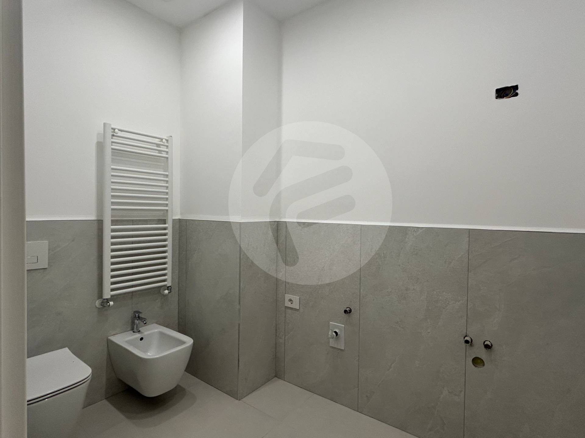 Attivit commerciale in vendita a Alassio