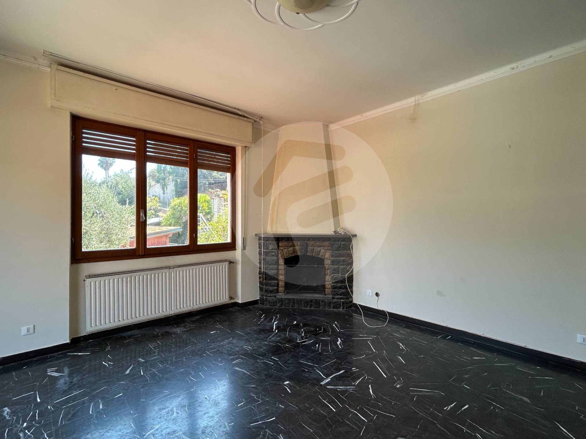 Villa bifamiliare in vendita a Alassio