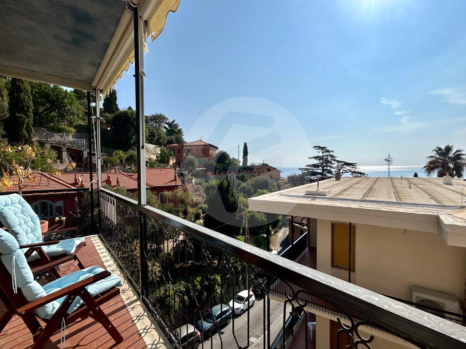 Appartamento in vendita a Alassio