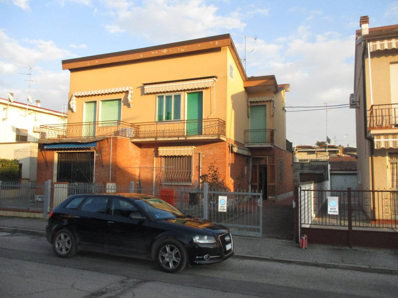 casa indipendente in vendita ad Ostellato in zona Dogato