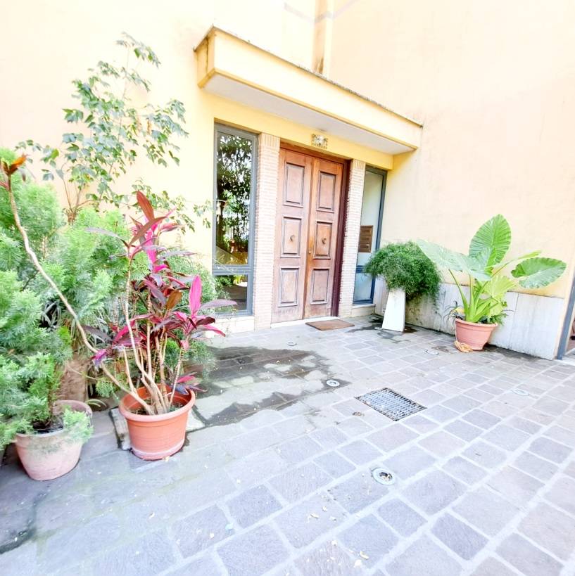 Appartamento in vendita a Roma, Ostia