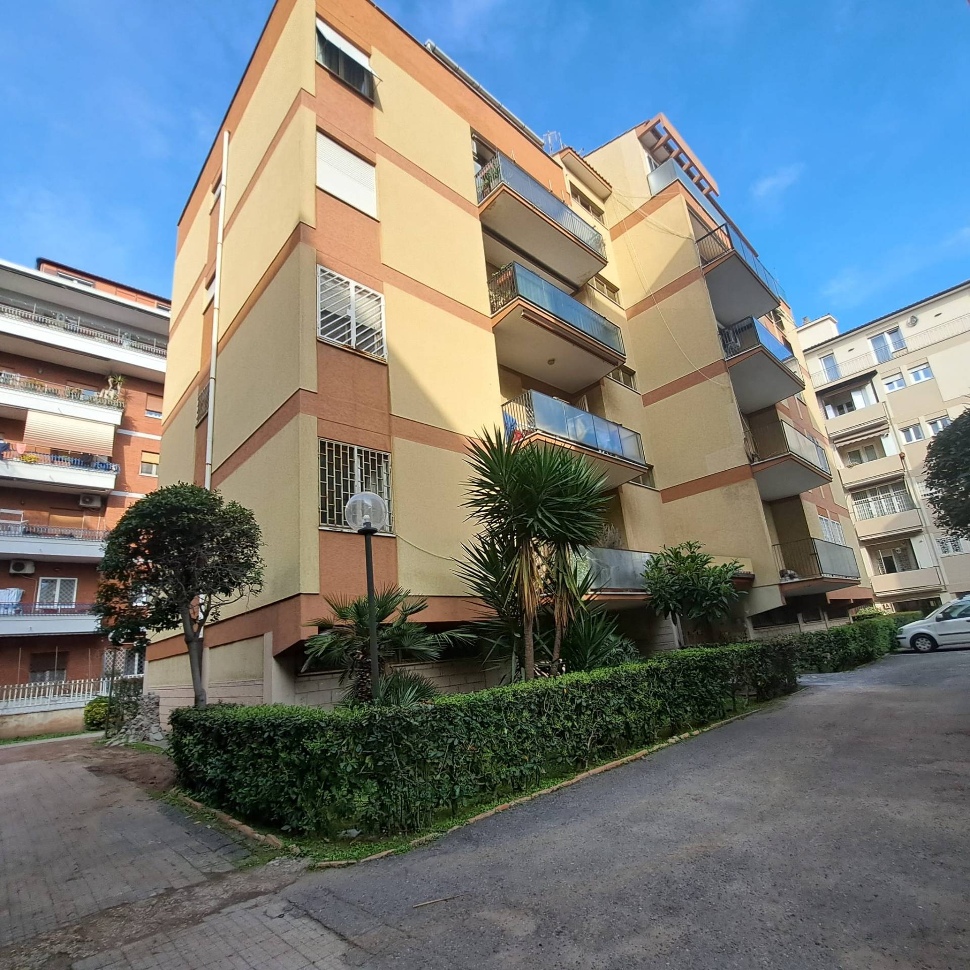 Appartamento in vendita a Roma, Ostia