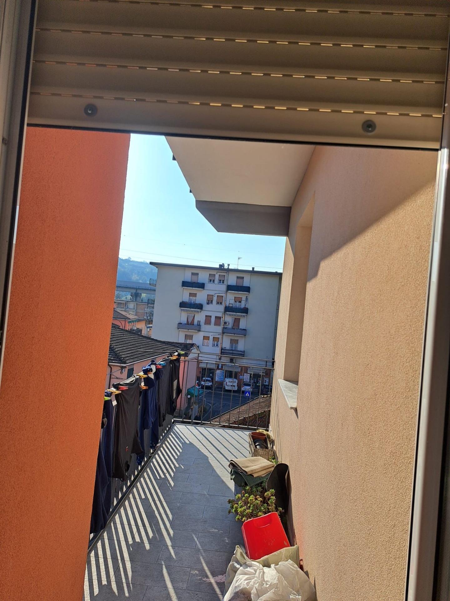 Trilocale arredato in affitto, Vezzano Ligure prati