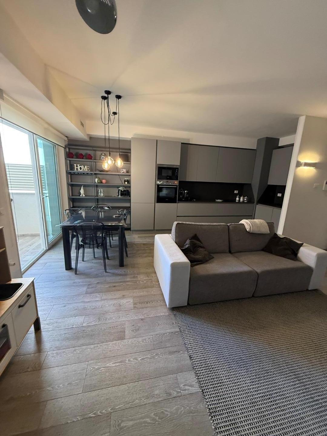 Appartamento in vendita, Massa centro