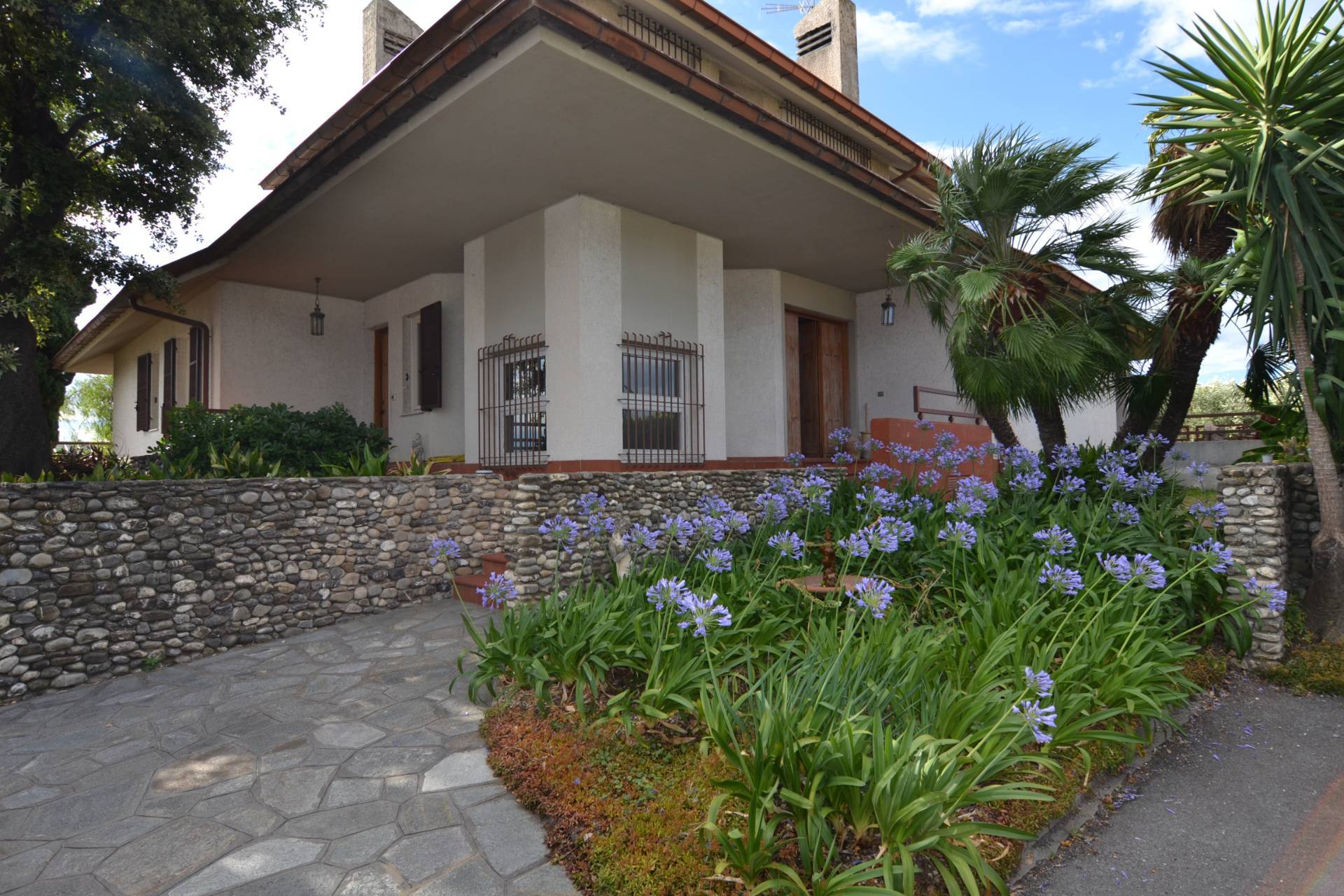 Villa in vendita a Albenga