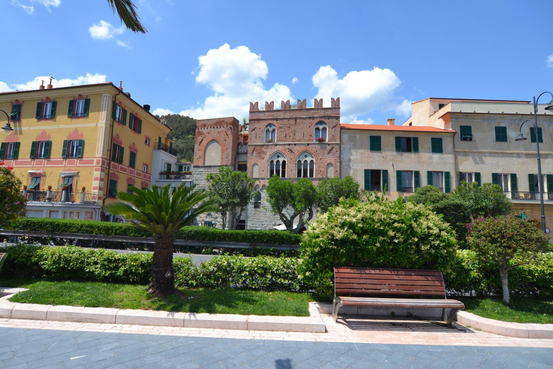 Appartamento in vendita a Noli