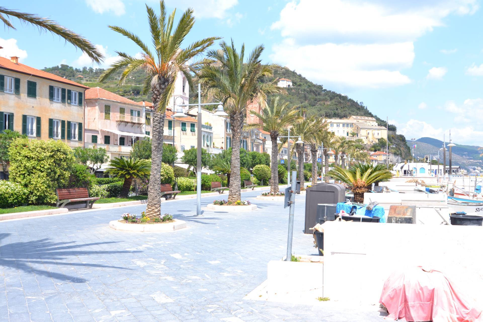 Appartamento in vendita a Noli